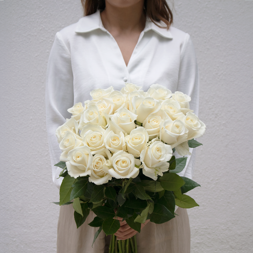 Mother's Day White Roses with Baby's Breath